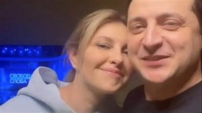 مهندسة وسبب شهرة زوجها.. من هي زوجة زيلينسكي المختبئة وأطفالها | صور