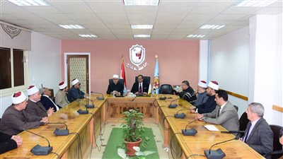 رئيس جامعة سوهاج يستقبل الأمين العام لمجمع البحوث بالأزهر لبحث سبل التعاون 