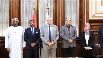 القصير يبحث مع رئيس الحجر الزراعي العماني التبادل التجاري في مجال المنتجات الزراعية الطازجة