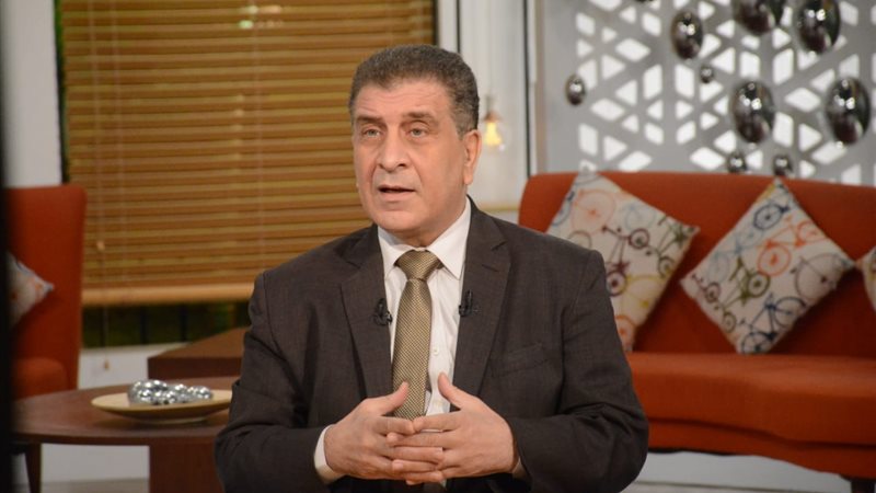 الكاتب الصحفي أحمد