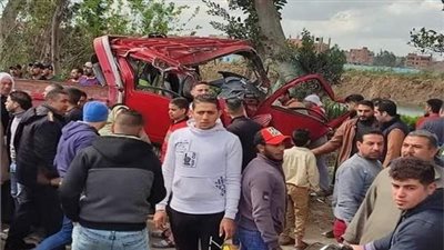 بالأسماء.. مصرع 5 أشخاص بحادث انقلاب سيارة في ترعة بالدقهلية