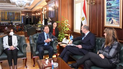 محافظ الإسكندرية يستقبل نائب رئيس البنك الأوروبي لإعادة الإعمار والتنمية