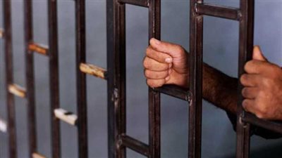 ضبط 3 أشخاص متهمين بالنصب على صاحب محطة وقود بالمقطم