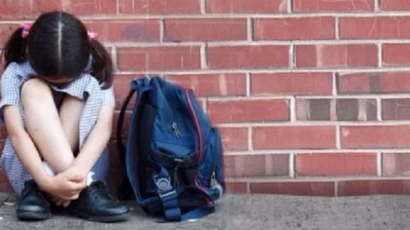 اتهام مدرس بالتحرش