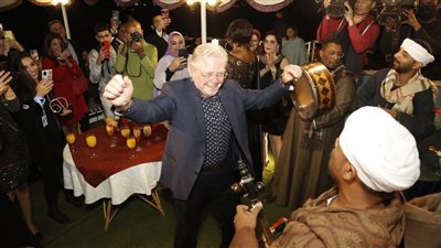 حسين فهمي عن تكريمه في مهرجان الأقصر: رقصت شعبي ونوبي