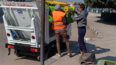 رفع 140 طن قمامة من شوارع وميادين مدينة المنصورة