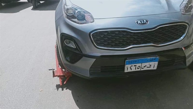 كلبشة سيارات مخالفة