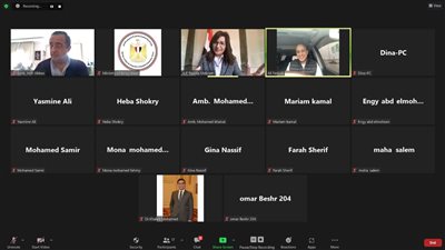 رئيس الجالية المصرية بكييف: ننسق مع الهجرة لإجلاء الطلاب المصريين من شرق أوكرانيا 