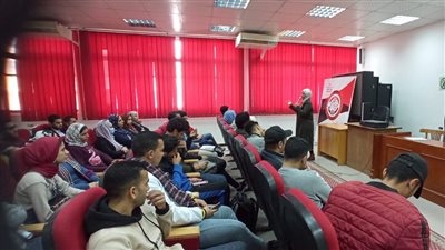 عثمان شعلان يترأس اجتماع وحدة إدارة الأزمات بجامعة الزقازيق