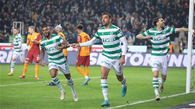 كوكا يسجل ويقود قونيا سبور للفوز على جالاتا سراي 0/2 في الدوري التركي