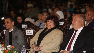 وزيرة الثقافة: 20 ألف مشاهد إجمالى ضيوف مهرجان دندرة للموسيقى والغناء