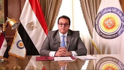 خالد عبد الغفار: وصلنا لتطعيم 50% من الفئات المستهدفة بلقاح كورونا | فيديو