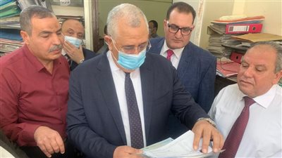 وزير الزراعة في زيارة مفاجئة لهيئة التعمير ويوجه بسرعة حل مشاكل المواطنين والتحول الرقمي