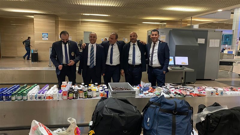 المضبوطات بحوزة رجال