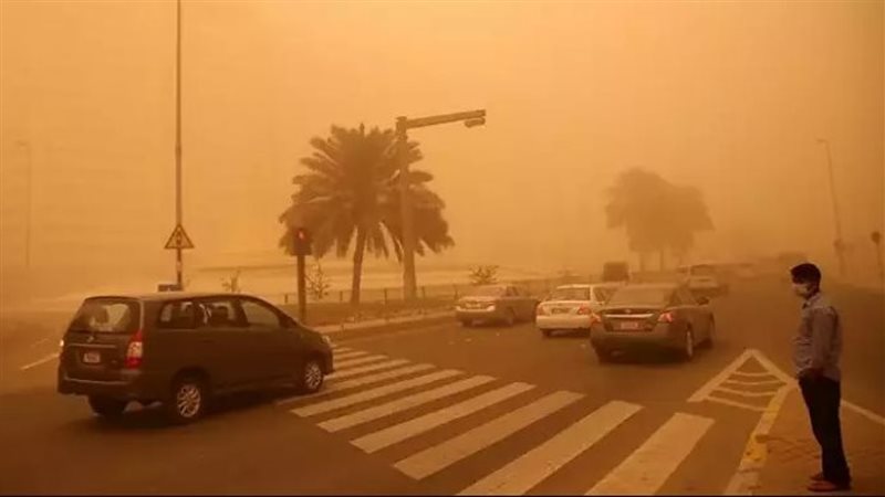 عاصفة ترابية 