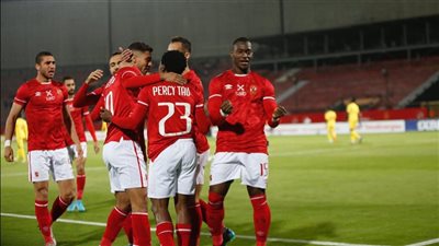 هل يمنح موسيمانى لاعبي الأهلي الأساسيين راحة قبل مواجهه صن داونز؟