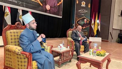   ندوة للأزهري عن الإسراء والمعراج بجامعة المنيا| صور