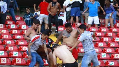 عقوبات كبيرة على كويريتارو المكسيكي بسبب شغب جماهيره