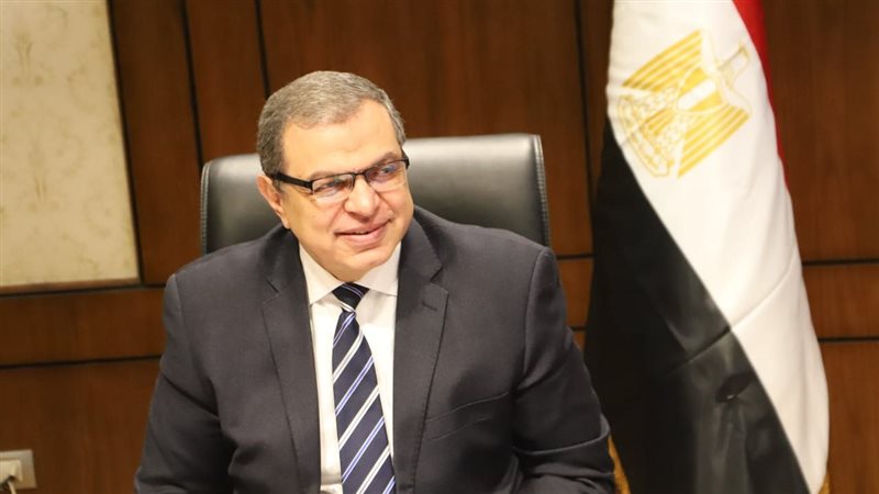 وزير القوى العاملة