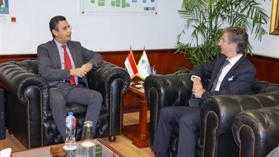 رئيس البريد يبحث سبل التعاون مع برنامج الأمم المتحدة الإنمائي