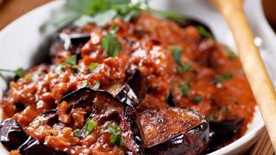 أسهل طريقة لعمل المسقعة المصرية الشهية