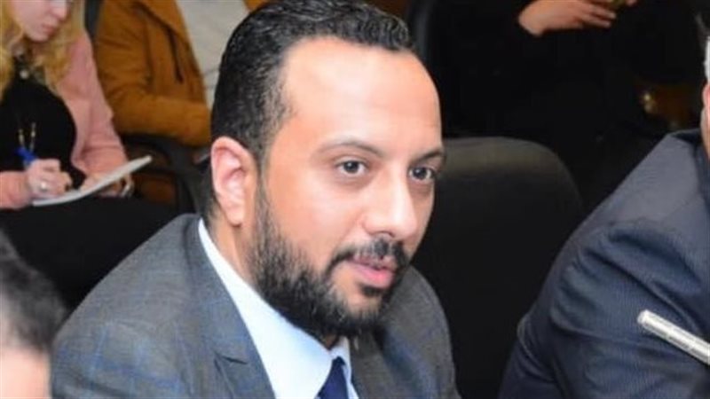 عمر وكوك عضو مجلس