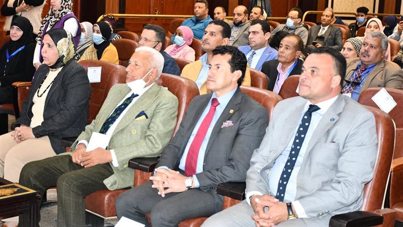 أشرف صبحي خلال قرعة