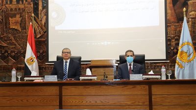 سعفان ومحافظ الغربية يسلمان 2581 وثيقة تأمين تكافلي للعمالة غير المنتظمة بالغربية