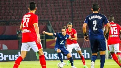 قبل قمة الدوري.. ترتيب الأهلي وبيراميدز بجدول الدوري 