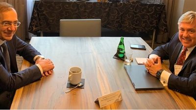 وزير البترول يلتقي رئيس شركة شيفرون العالمية للاستكشاف والإنتاج