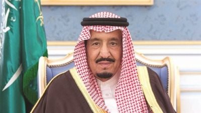 العاهل السعودي يوجه بإقامة صلاة الغائب على الشيخ خليفة في المسجدين الحرام والنبوي