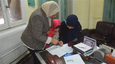 محافظ الجيزة يلبى طلب سيدة بتوفير كشك مجهز بالسلع