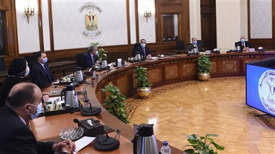 استعدادات الحكومة لمواجهة غلاء الأسعار.. مدبولي: لن نسمح بتخزين السلع.. التموين: الوضع مستقر بالنسبة للقمح.. والداخلية تشن حملات رقابية مكثفة