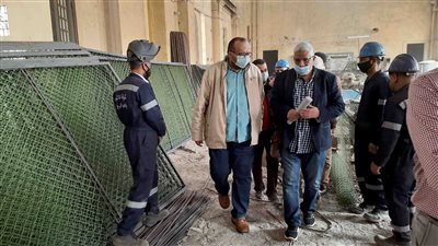 رئيس مياه سوهاج يتفقد ورش النجارة وصيانة وتعبئة طفايات الحريق