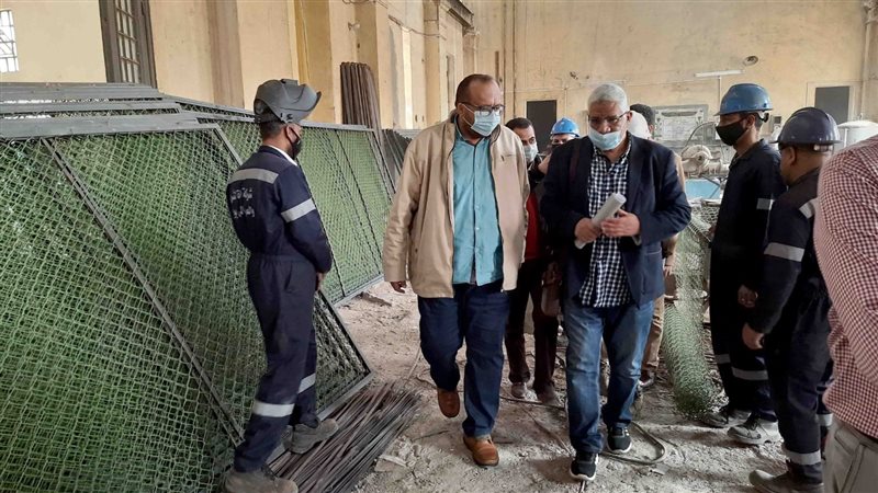 رئيس مياه سوهاج يتفقد