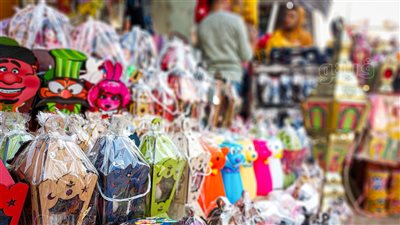 من 30 إلى 700 جنيه.. أسعار فوانيس رمضان في مطروح | فيديو وصور 