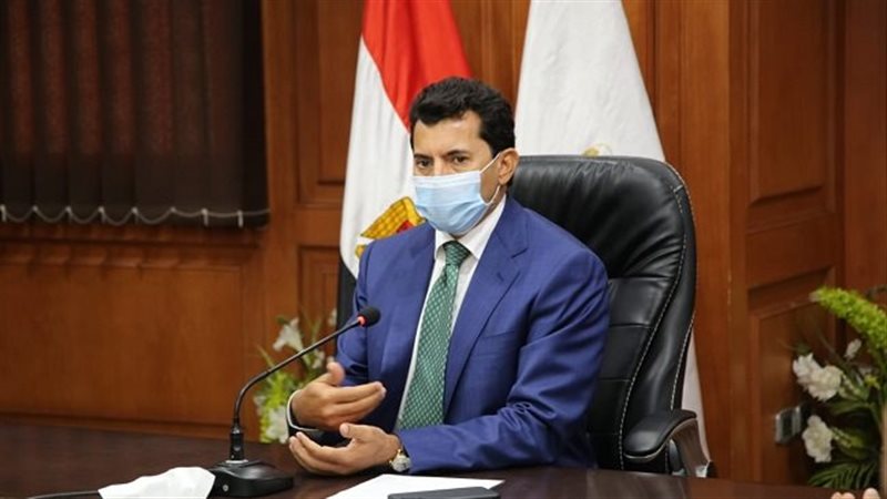 وزير الشباب والرياضة