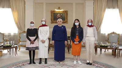 قرينة السيسي: فتيات مصر هن رائدات المستقبل وصانعات القادة