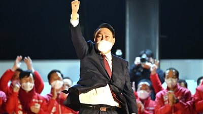 فوز مرشح المعارضة المحافظة بالرئاسة في كوريا الجنوبية