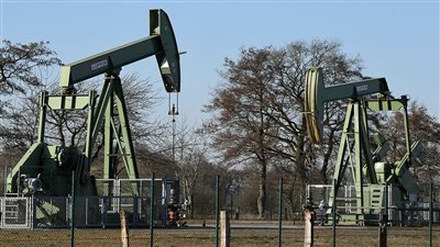 200 مليار دولار.. مكاسب شركات النفط الأمريكية تثير غضب بايدن