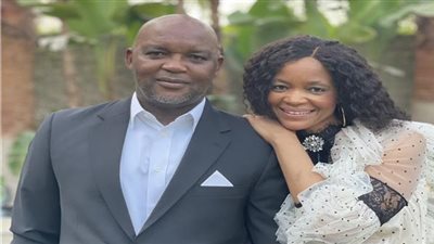 زوجة موسيماني تشن هجوما على منتقدي موسيماني