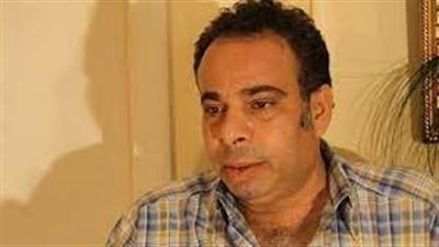 دخول الفنان أحمد الحلواني العناية المركزة بعد تعرضه لأزمة صحية شديدة