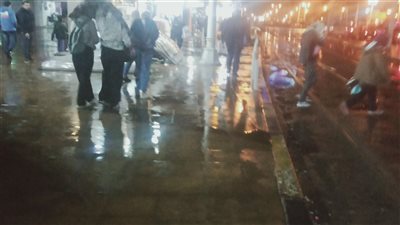 سقوط أمطار غزيرة على الإسكندرية | فيديو