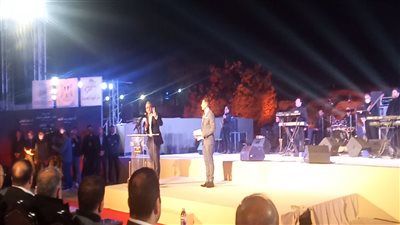 وزيرا الثقافة والآثار ومحافظ سوهاج يشهدان مهرجان أبيدوس للموسيقى والغناء 