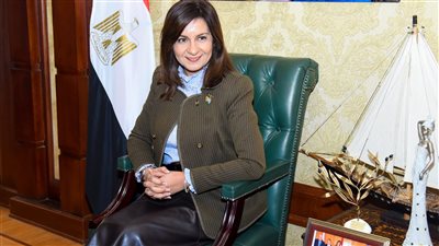 وزيرة الهجرة تتواصل مع المصري المصاب في إطلاق النار بمترو بروكلين