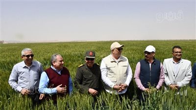 وزير الزراعة ومحافظ أسوان يتفقدان المفرخات السمكية بجرف حسين وصحاري |صور