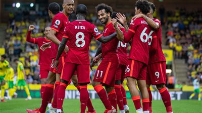 مدافع ليفربول يفوز بجائزة أفضل لاعب في الشهر بالبريميرليج