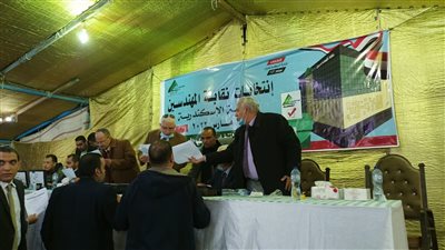 هاني ضاحي يتقدم على طارق النبراوي في انتخابات المهندسين بالإسكندرية | صور