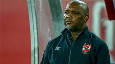 محاضرة ختامية من موسيمانى للاعبى الأهلي قبل مواجهة صن داونز 