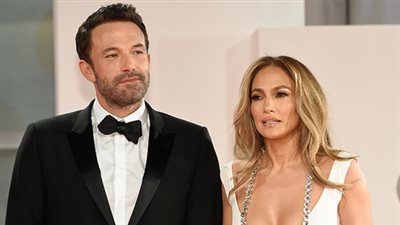 بن أفيلك يظهر مع جينيفر لوبيز في كليب Marry Me | فيديو